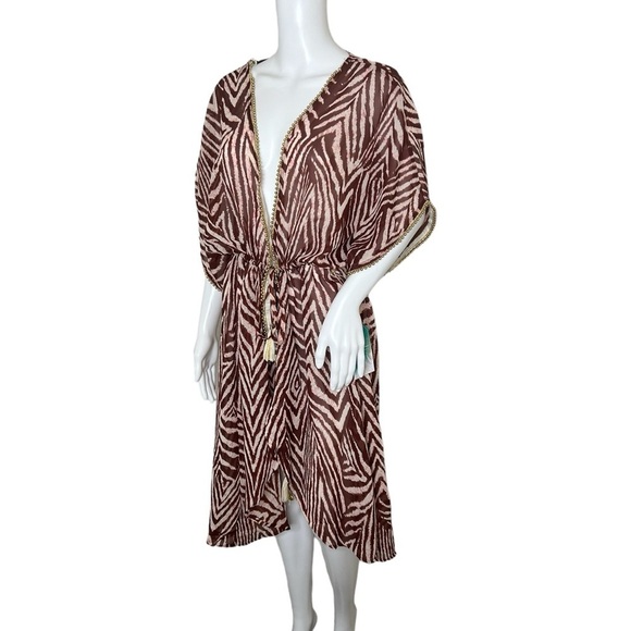 True Destination Challis Printed Long Beach Cover Up - Picture 2 of 14